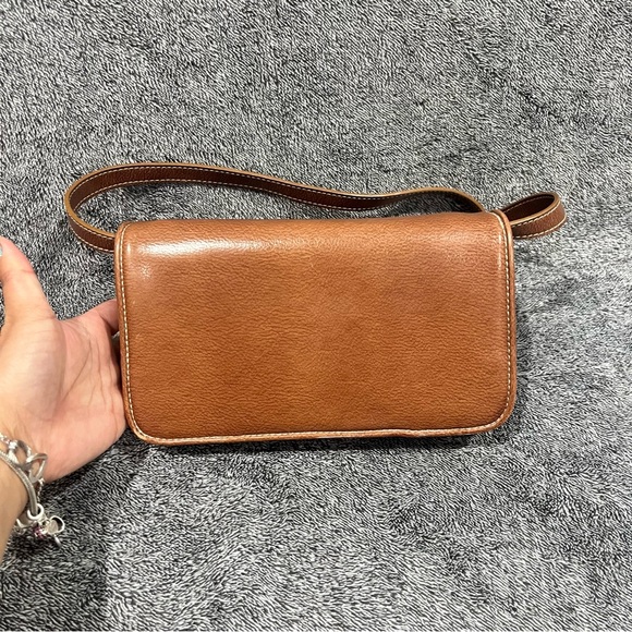 Liz Claiborne Handbags - Liz Claiborne Faux leather crossbody bag